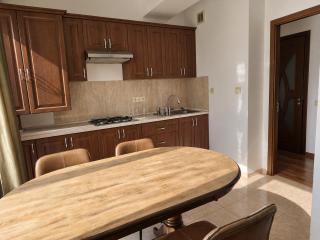 Central Retreat 2 Bedroom Apartment - 2