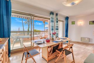 Port & Pool Hideaway - Happy Rentals - 5