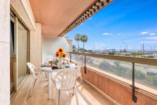 Port & Pool Hideaway - Happy Rentals - 1