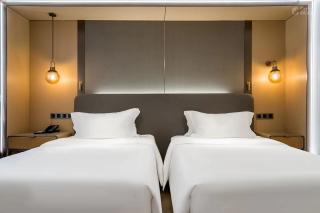 Fudi Grand Hotel, Heritage Building Near Xintiandi, Tianzifang & Metro Line 9, Shanghai - 1