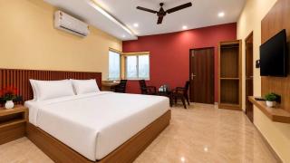 Hotel LeeLa IMPERIAL - 1