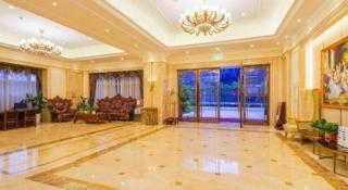 Vienna Hotel Zhengzhou East High-Speed Railway Station - 9