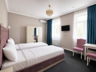 Nizami Street Old City Hotel - 6