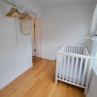 Spacious Comfy 2BR Near HighwayTrain Station - 5