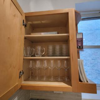 Spacious Comfy 2BR Near HighwayTrain Station - 1