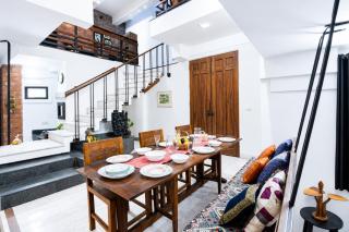 Opulent Antique 6BR Independent Villa in Gurugram - 3