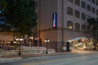Hilton Garden Inn Austin Downtown - 9