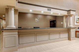 Quality Suites Sherman - 4