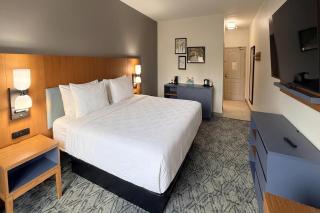 Country Inn & Suites by Radisson, Lima - 3