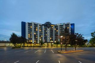 Radisson Blu Vancouver Airport Hotel & Marina - 5