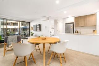 Modish Apartment near Parliamentary Triangle - Hosted by CanStay -  - 8