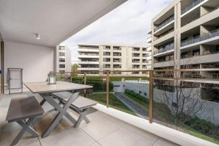 Modish Apartment near Parliamentary Triangle - Hosted by CanStay -  - 6