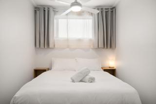 Bluff Beach House - 3