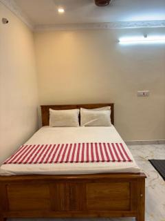 Sri Muthaiya Bhavan Cottage - 3