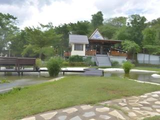 Mittraphap Resort - 9
