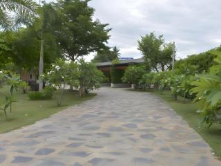 Mittraphap Resort - 1