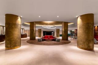 Hilton Birmingham Metropole Hotel - 9