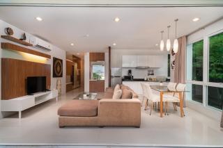 Surin Park 2 Bed Direct Pool Access by Destada - 4