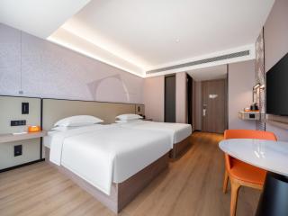 Baiman Hotel -Guangzhou Olympic Sports Center Chebei Metro Station Branch - 6