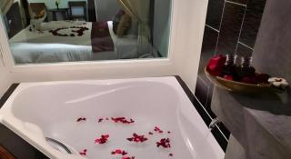 Tanawan Phuket Hotel - 5