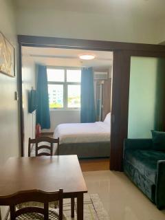 1 bedroom Condo Unit 6floor 612 Martel Building - 6
