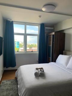 1 bedroom Condo Unit 6floor 612 Martel Building - 1