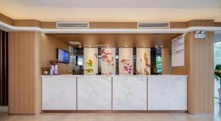 Lavande Hotels Guangzhou Baiyun Avenue North Metro Station - 6