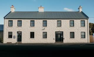 Oak & Anchor Hotel - 8