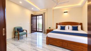 Hotel Saviour Inn - 9