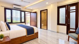 Hotel Saviour Inn - 6
