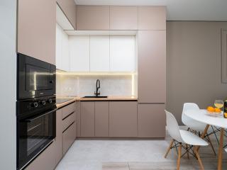 Estet Luxury Near MEGA - 1