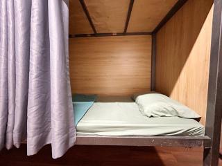 RuRi HG Sleep Box Near Airport - 0