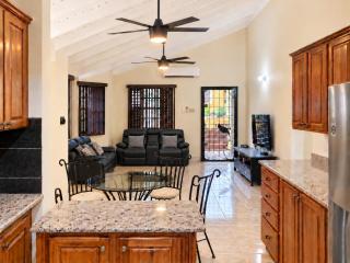 The Vista Inn Suite #5 - 7