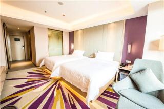 Lavande Hotel Luzhou BBQ new World - 9
