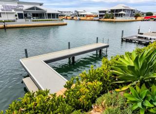 Mariners Cove Luxury Canal Home- Mandurah - 9