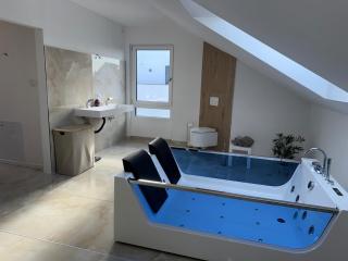 Exclusive duplex apartment with sauna & hot tub - 3