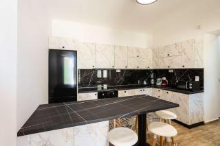AG Stone Home - Idyllic Beachside Villa in Isthmia - 6