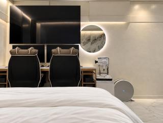 S Hotel - 2