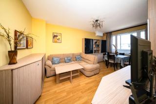 Cozy 1BD Apartment with Balcony by Flat Mаnager - 7