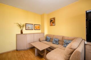Cozy 1BD Apartment with Balcony by Flat Mаnager - 5
