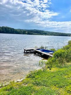 Cozy Family Escape Near the Lake - 2