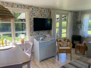 Charming little cottage - 9