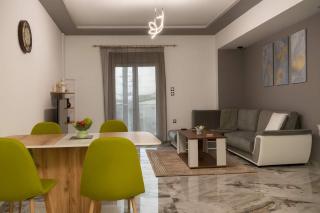 Thessaloniki Luxe Suite, Achilles' Private Getaway - 1