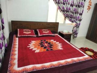 R4 Spacious Non AC Private Bedroom at Bashundhara RA Block A - 0
