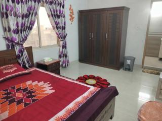 R4 Spacious Non AC Private Bedroom at Bashundhara RA Block A - 3