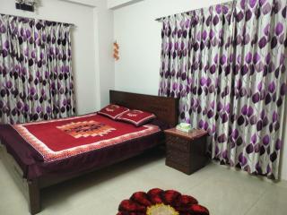 R4 Spacious Non AC Private Bedroom at Bashundhara RA Block A - 1
