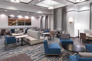 Hampton Inn & Suites Chicago North Shore - 5