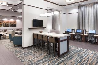 Hampton Inn & Suites Chicago North Shore - 4
