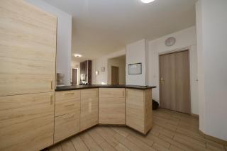 F&K - Apartment for 6 people - Elbeuf City Center - 9
