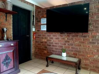 The Cornerstone BnB - Mbombela - 7